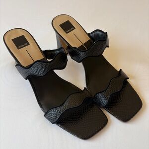 Dolce Vita Woman’s Ilva Wavy Banded Mid-Heel Dress Sandals Black Size 14